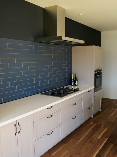 おしゃれなキッチンタイルにはどんなデザイン 種類があるの 高級オーダーキッチン割安価格のユーロキッチンズ